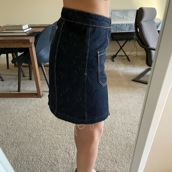 Denim Mini Skirt with Pockets and front buttons - Picture 3 of 16